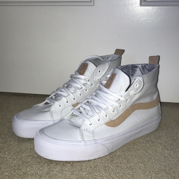 leila hurst sk8 hi